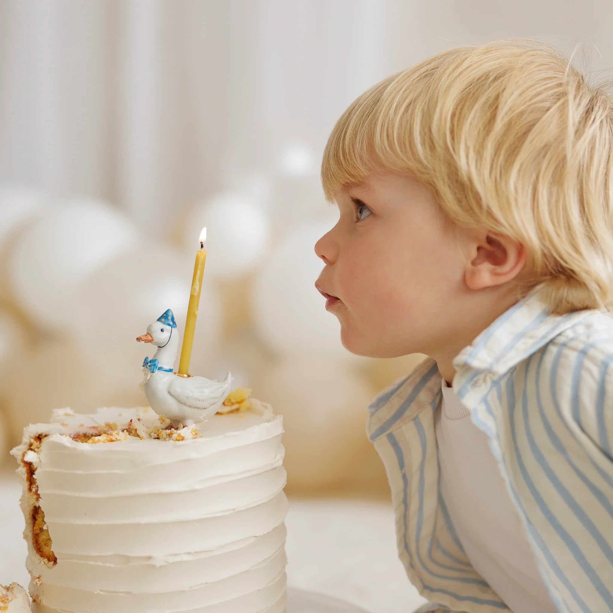 First Birthday Cake Topper Ideas That Become Family Traditions