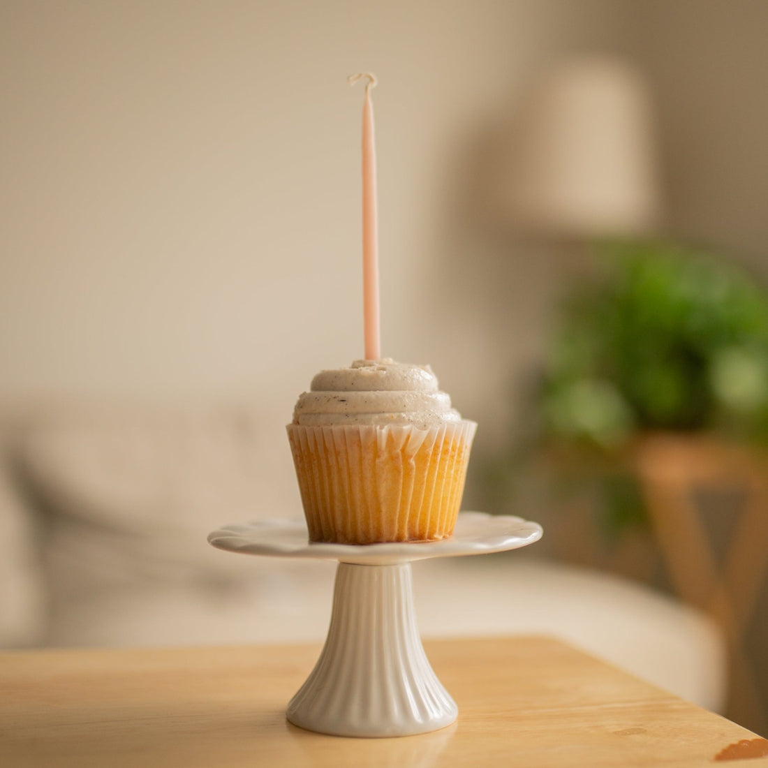 How Long Does a Beeswax Candle Burn?