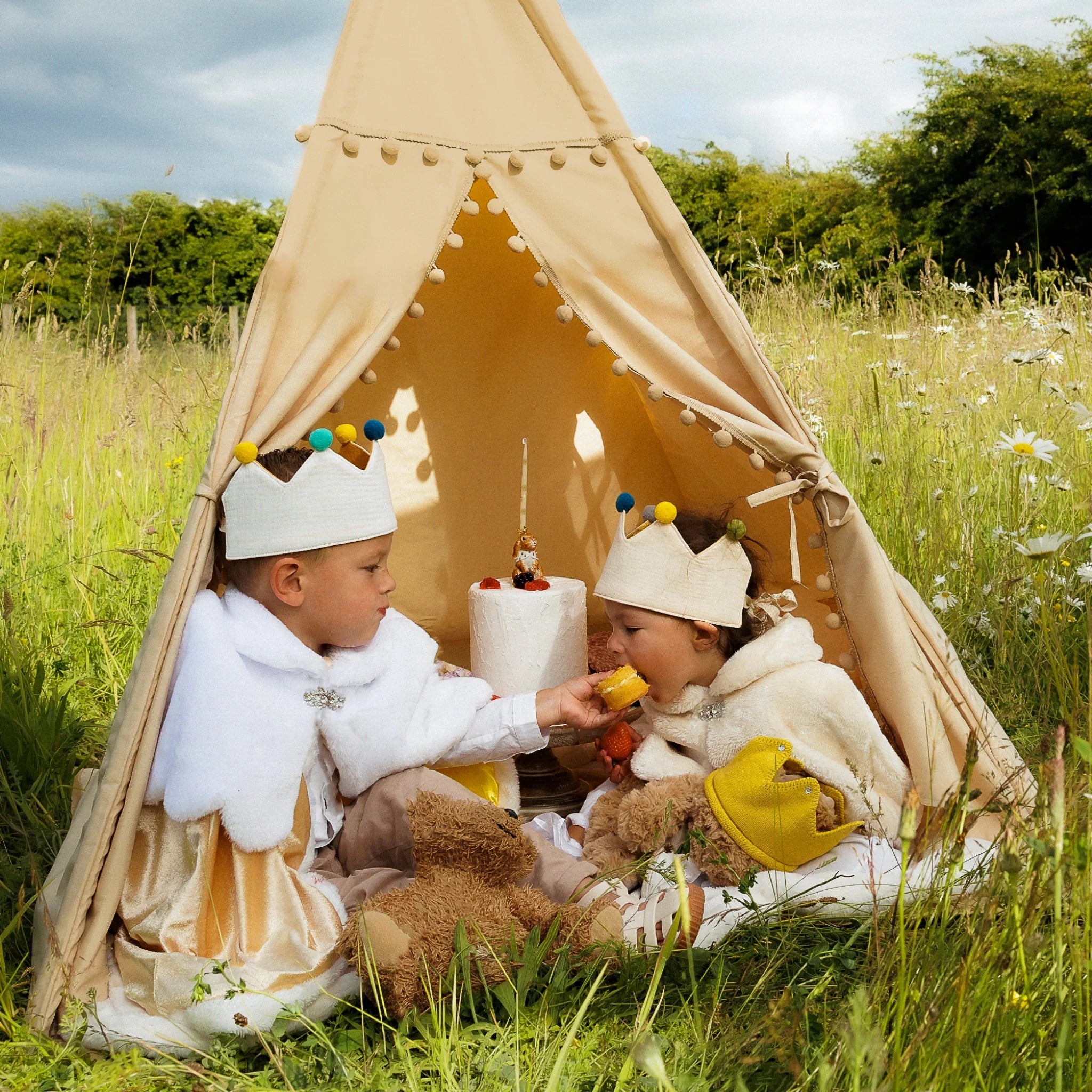 The Magic of Camp Hollow Ceramic: How it Brings Joy and Memories to Life