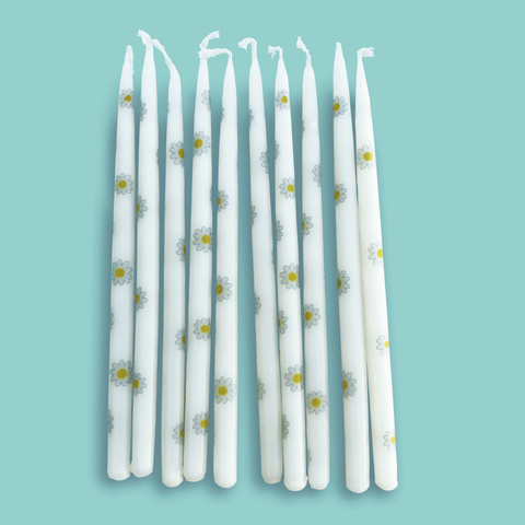 Daisy Tapered Candles (x10)