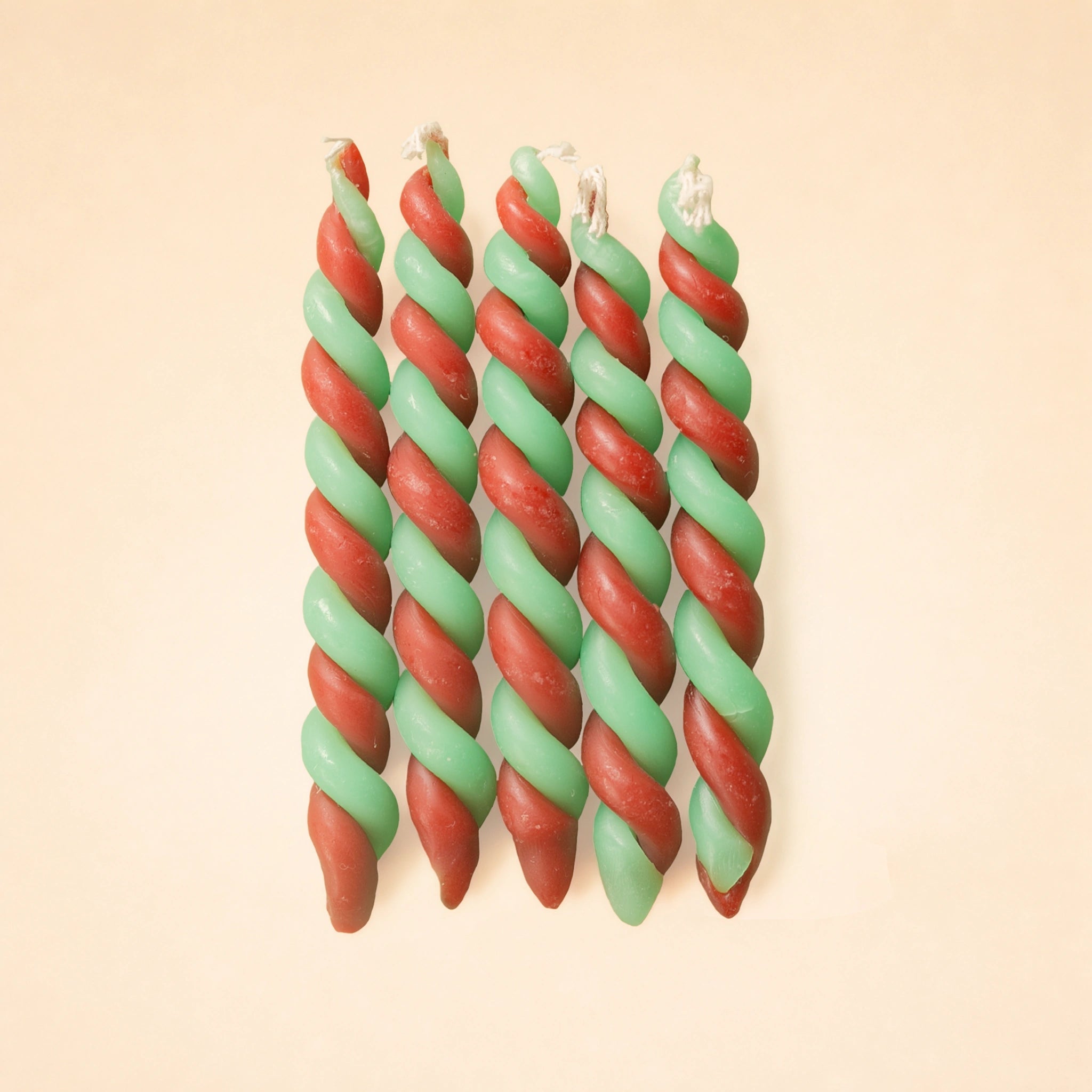 Holly & Ivy Twisted Beeswax Birthday Candle Set | ⛺️ Camp Hollow