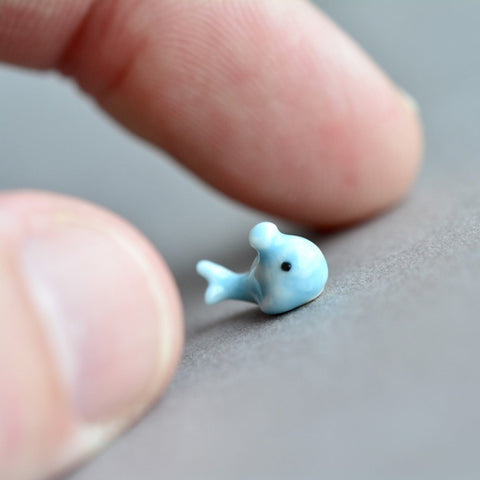🎁 World's Tiniest Whale Figurine (100% off)